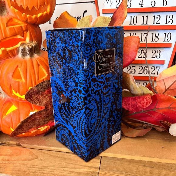 New In Box Resin Skull With Cobra Snakes Candle Stick Holder - Picture 2 of 8